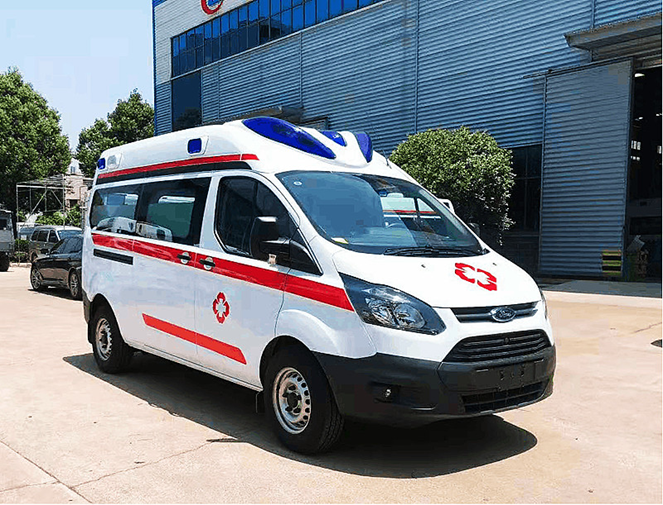 福特全順中軸柴油版運(yùn)輸型救護(hù)車(chē)